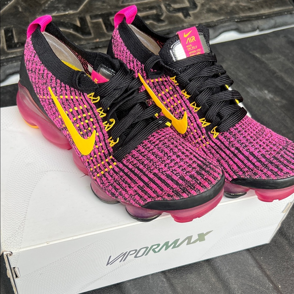 Nike Women's Vibrant Pink and Yellow Sneakers